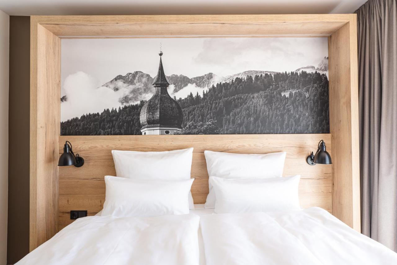 Aja Garmisch-Partenkirchen Luaran gambar